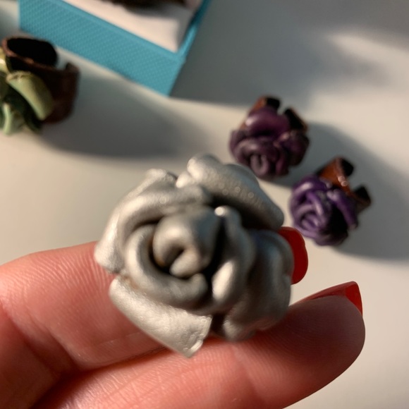 Ring - Picture 5 of 7